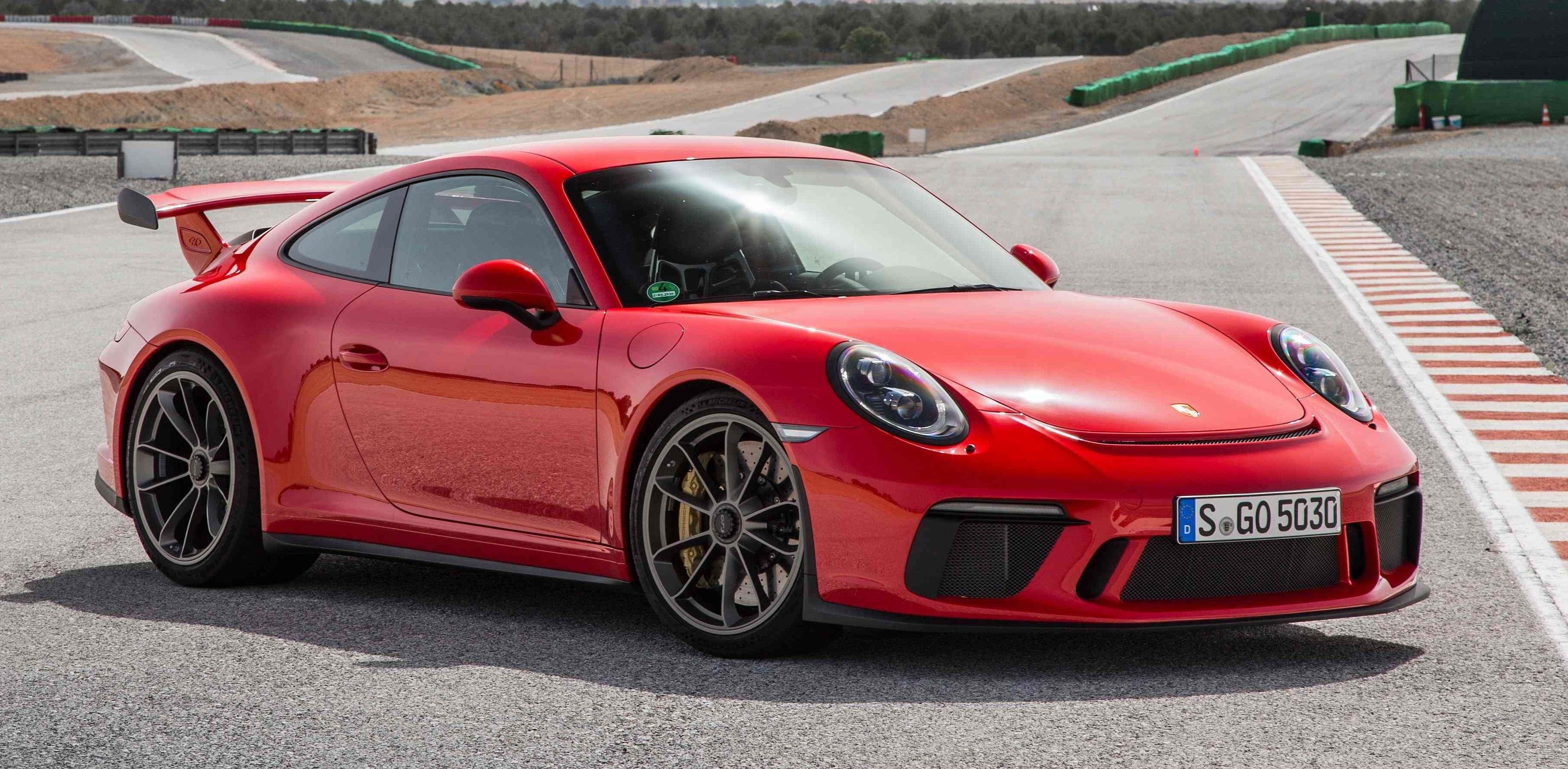 Porsche ngan chan nan dau co sieu xe anh 5