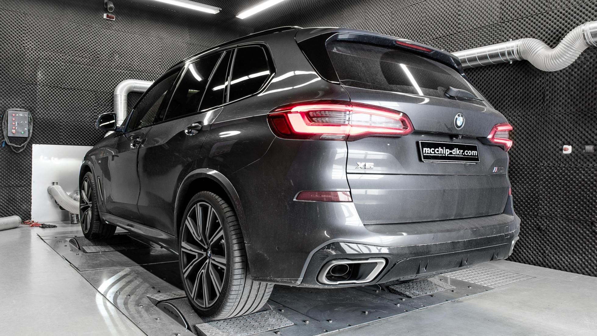 BMW X5 do suc manh vuot troi anh 3