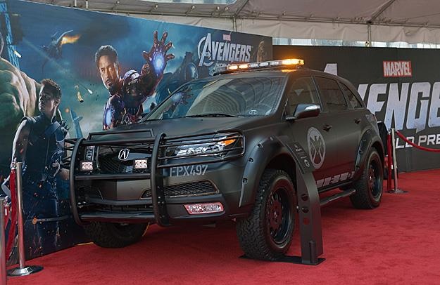 Chiec SUV cua cac sieu anh hung Marvel duoc rao ban tren mang hinh anh