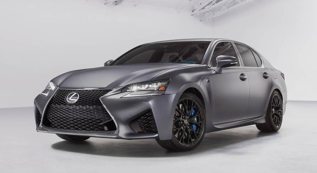 Tien si cung phat khoc voi cabin qua phuc tap cua Lexus GS F hinh anh