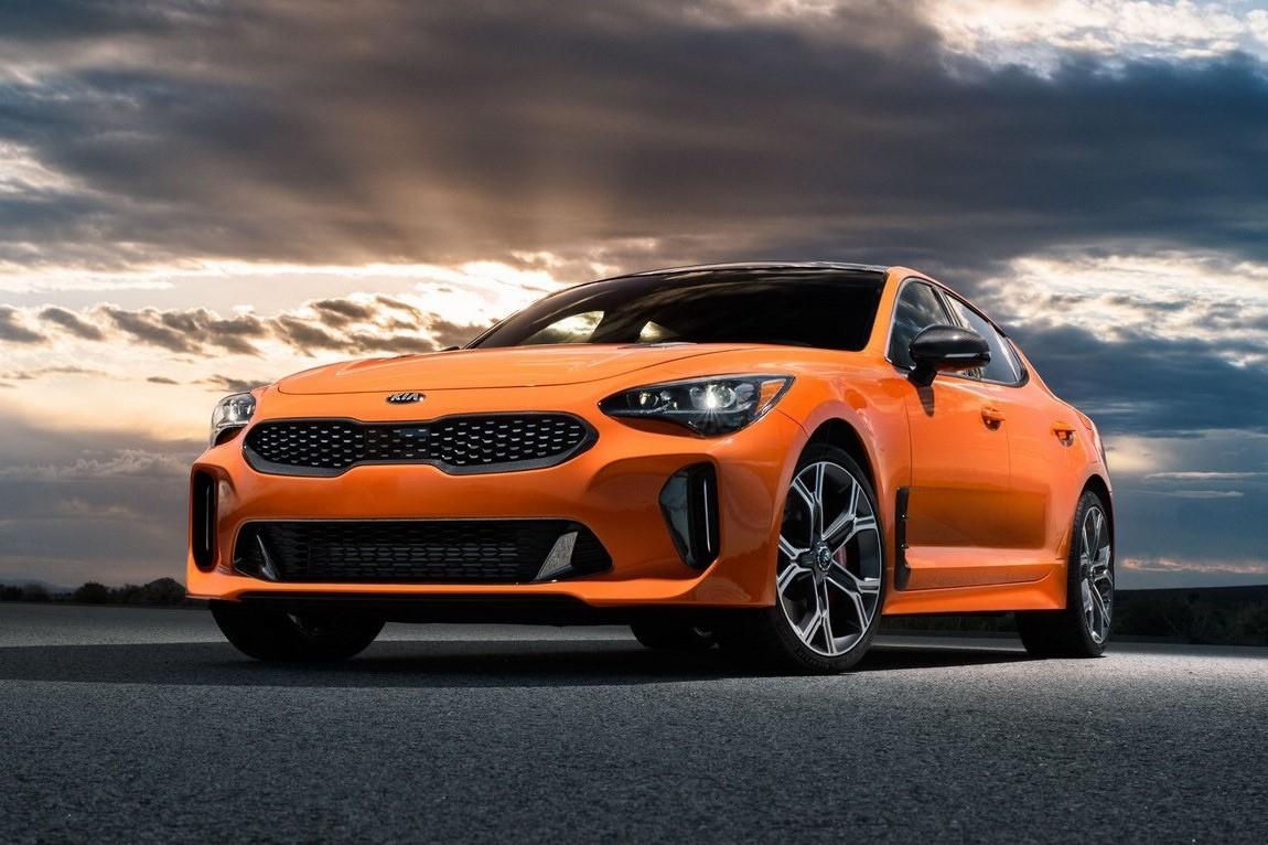'Quai thu' Kia Stinger GTS 2019 ra mat, tap trung vao kha nang drift hinh anh