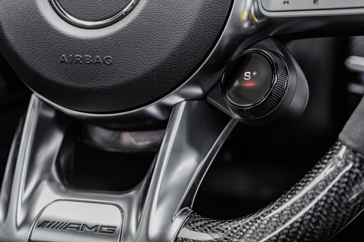 Mercedes-AMG GT 4 cửa ra mắt Malaysia ảnh 9 Mercedes-AMG GT 4 cua ra mat Malaysia anh 9