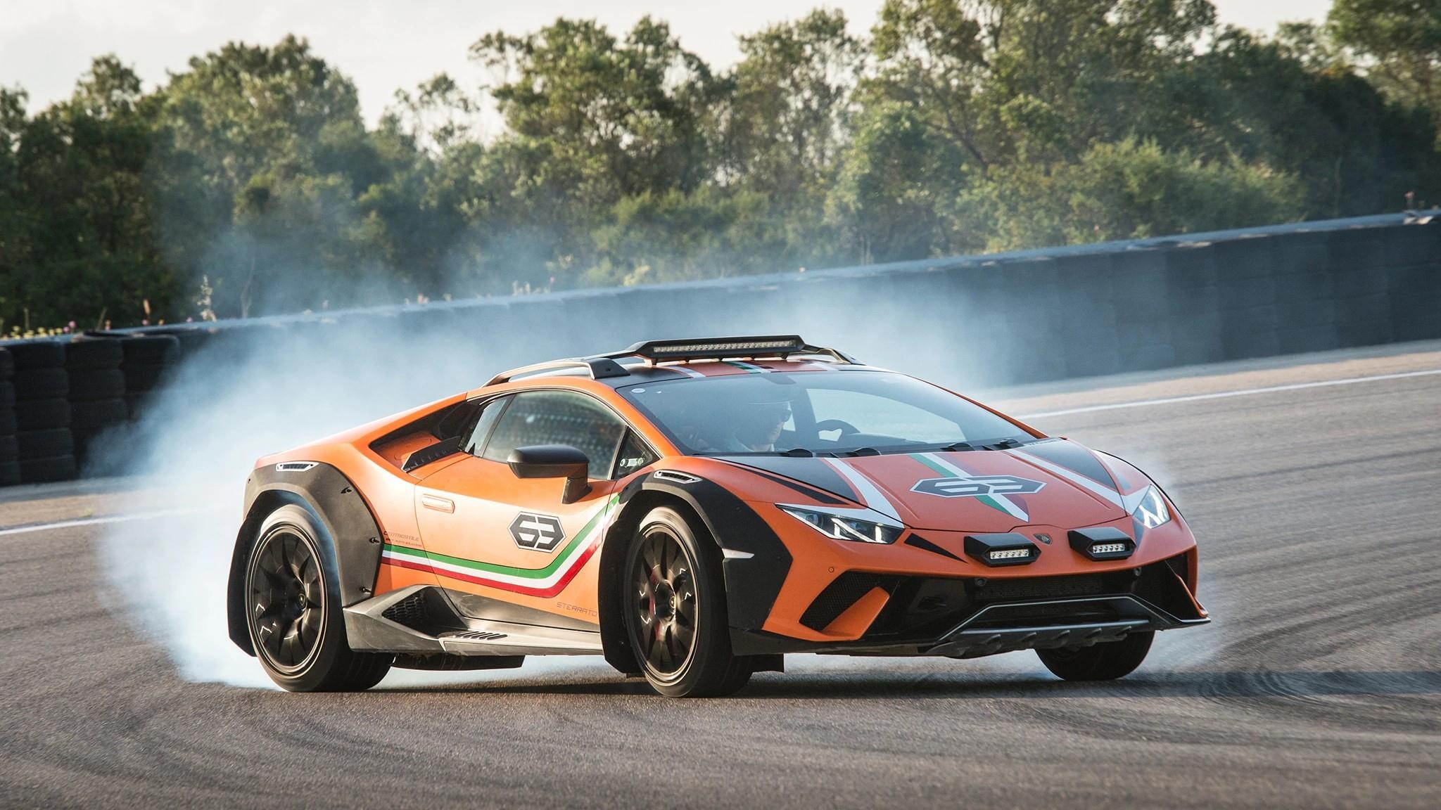 Lamborghini he lo ke hoach san xuat sieu xe dia hinh hinh anh