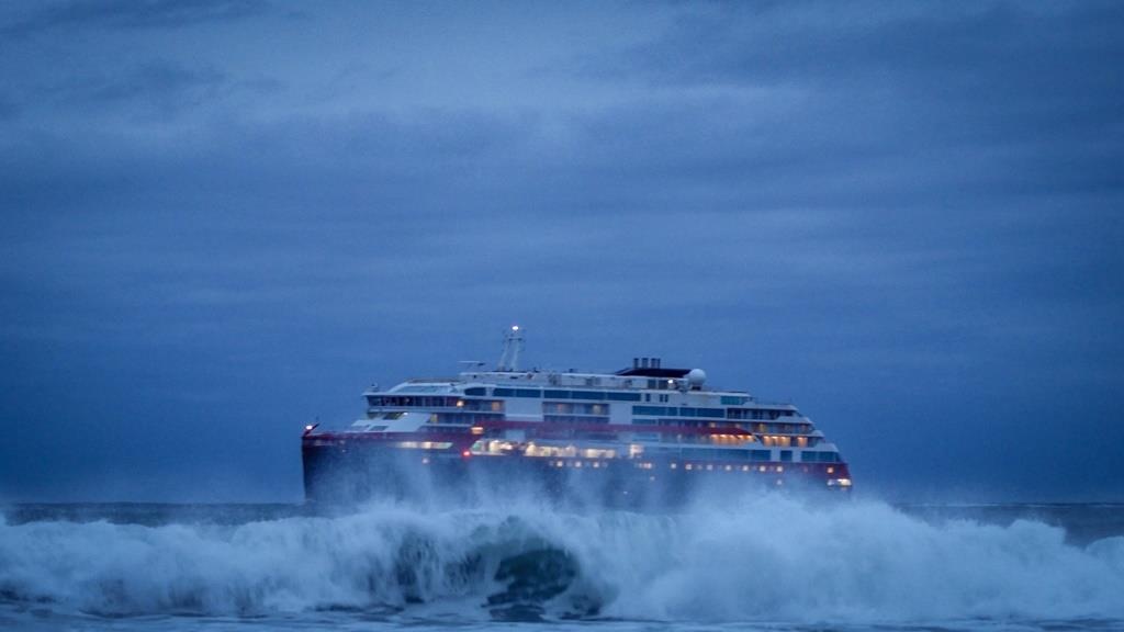 Du thuyen Roald Amundsen anh 7