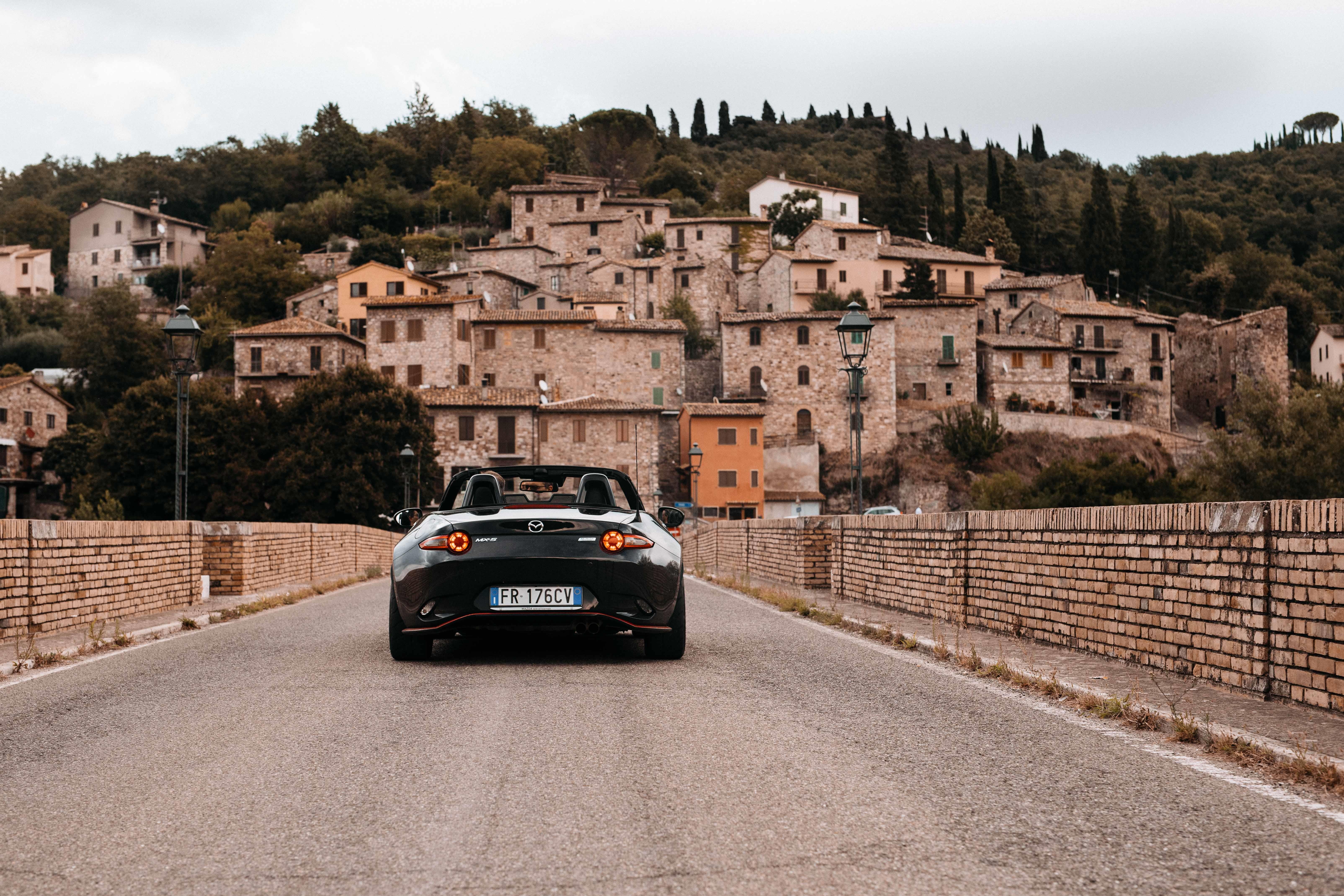 resort phong cách Mazda MX-5 ảnh 9 resort phong cach Mazda MX-5 anh 9