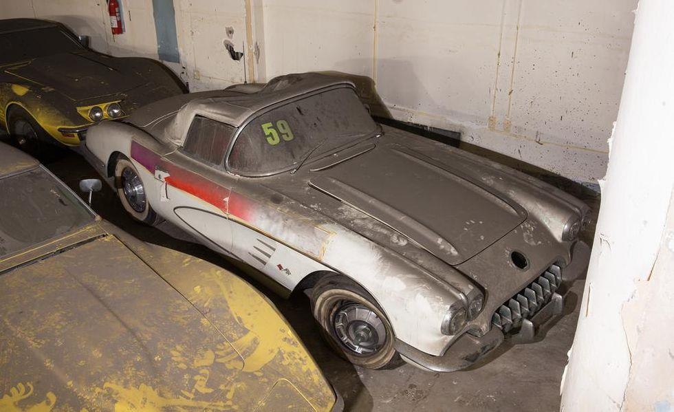 Chevrolet Corvette phủ bụi 25 năm ảnh 7 Chevrolet Corvette phu bui 25 nam anh 7