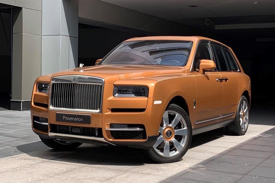Rolls-Royce Cullinan ban 'mau nang' cuc doc tai Abu Dhabi hinh anh