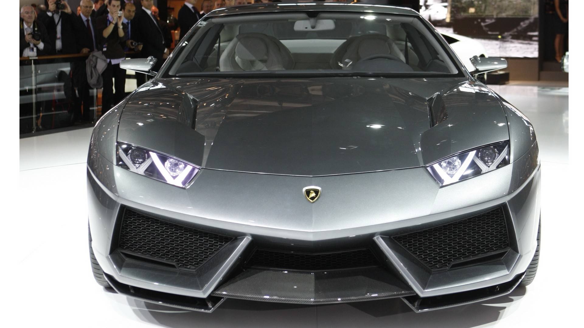 sedan 4 cua cua Lamborghini anh 5
