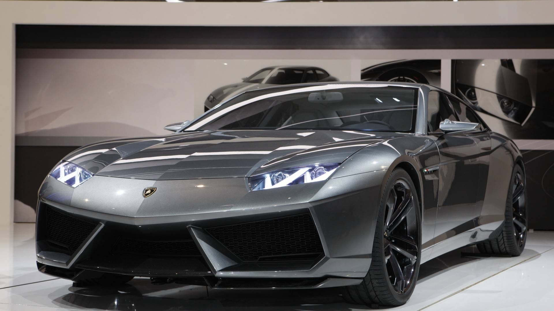 sedan 4 cua cua Lamborghini anh 7