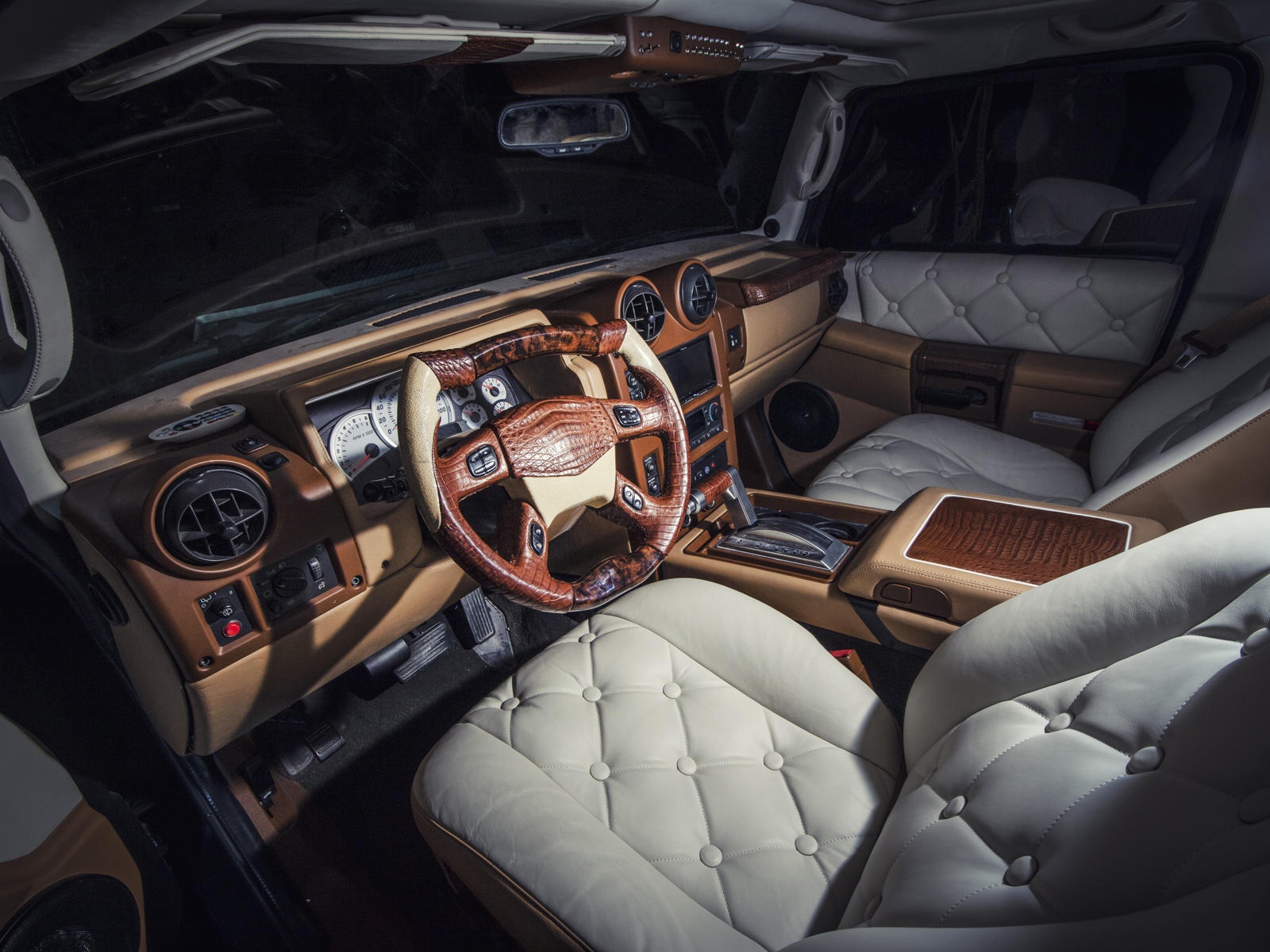 Xe Hummer chống đạn ảnh 2 Xe Hummer chong dan anh 2