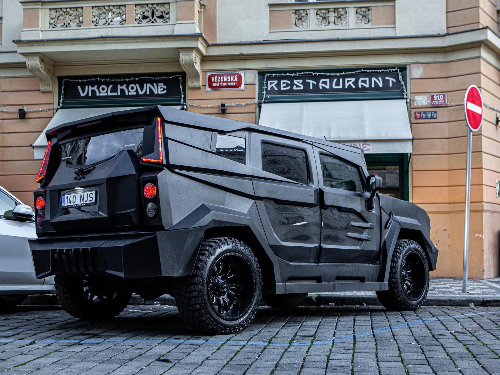 Xe Hummer chống đạn ảnh 3 Xe Hummer chong dan anh 3