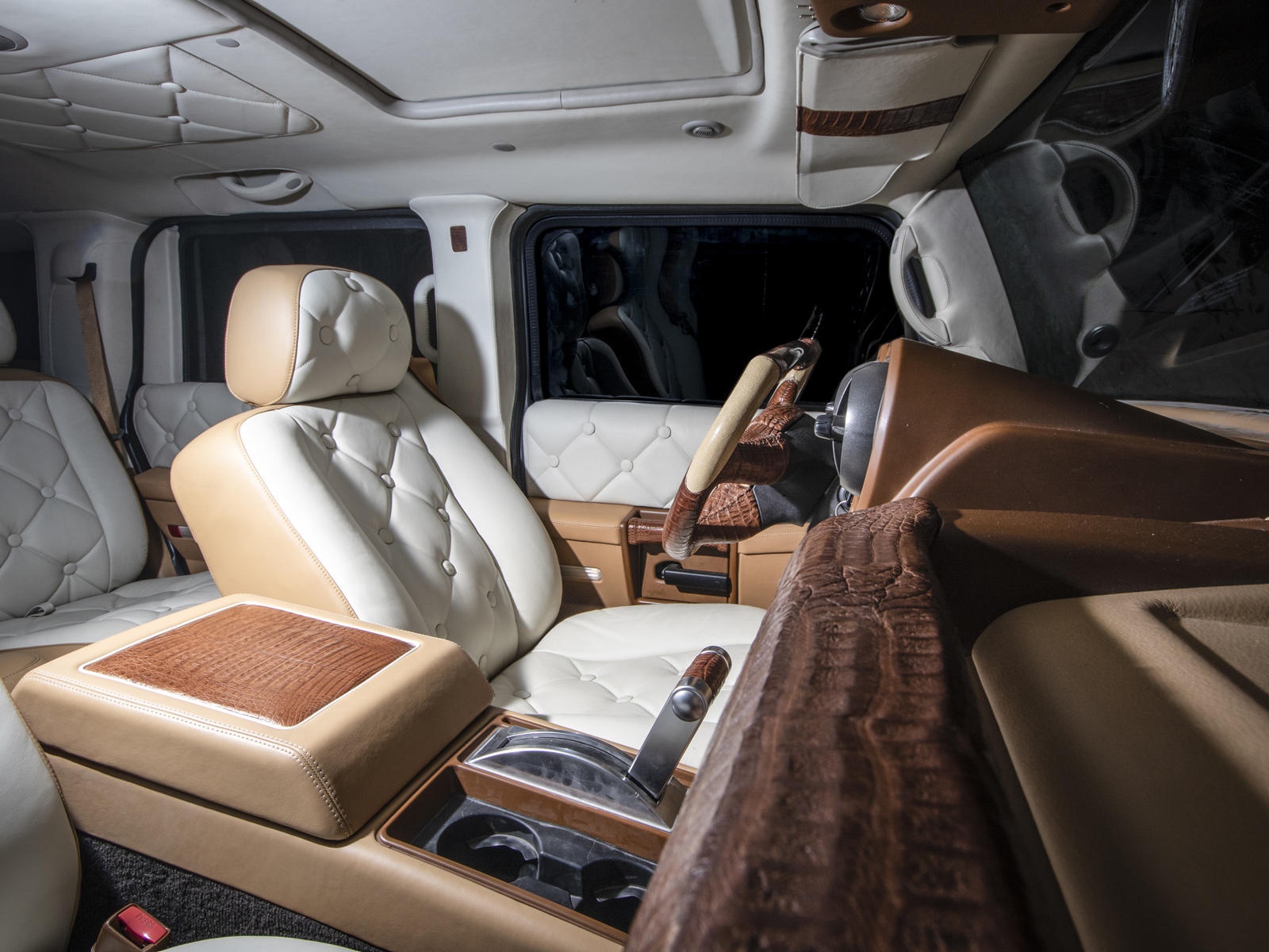 Xe Hummer chống đạn ảnh 5 Xe Hummer chong dan anh 5
