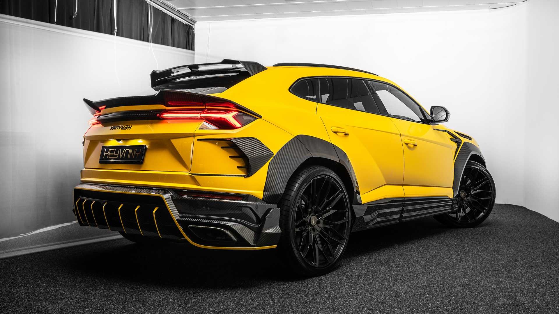 Lamborghini Urus do suc manh anh 2