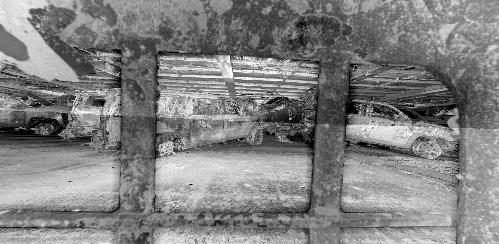 Ben trong con tau cho 4.200 oto bi lat giua bien nam 2019 hinh anh