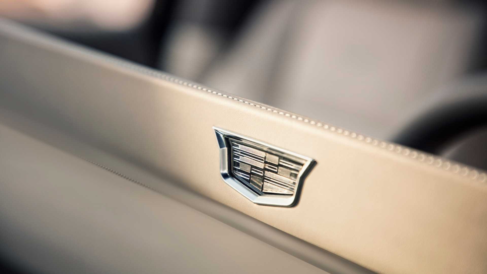 Gia xe Cadillac Escalade 2021 anh 13