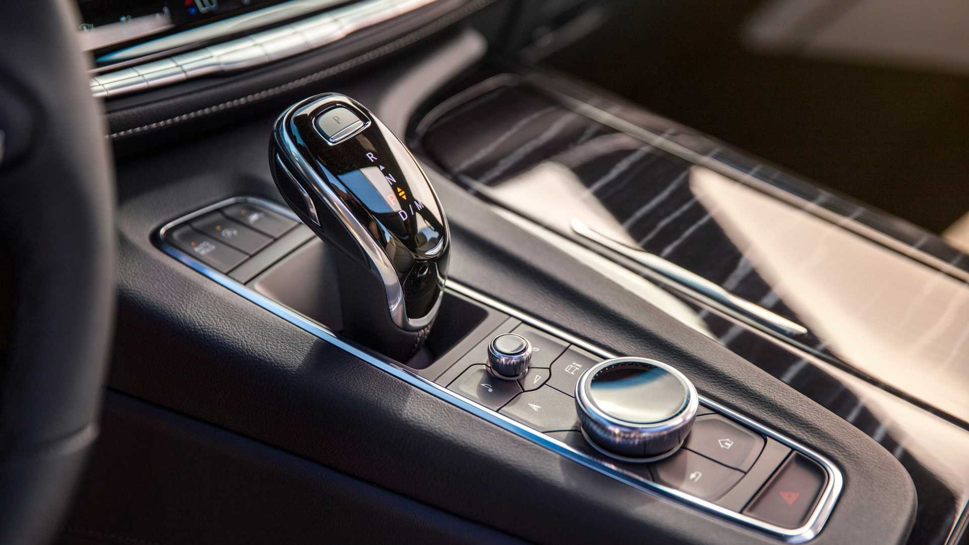 Gia xe Cadillac Escalade 2021 anh 5