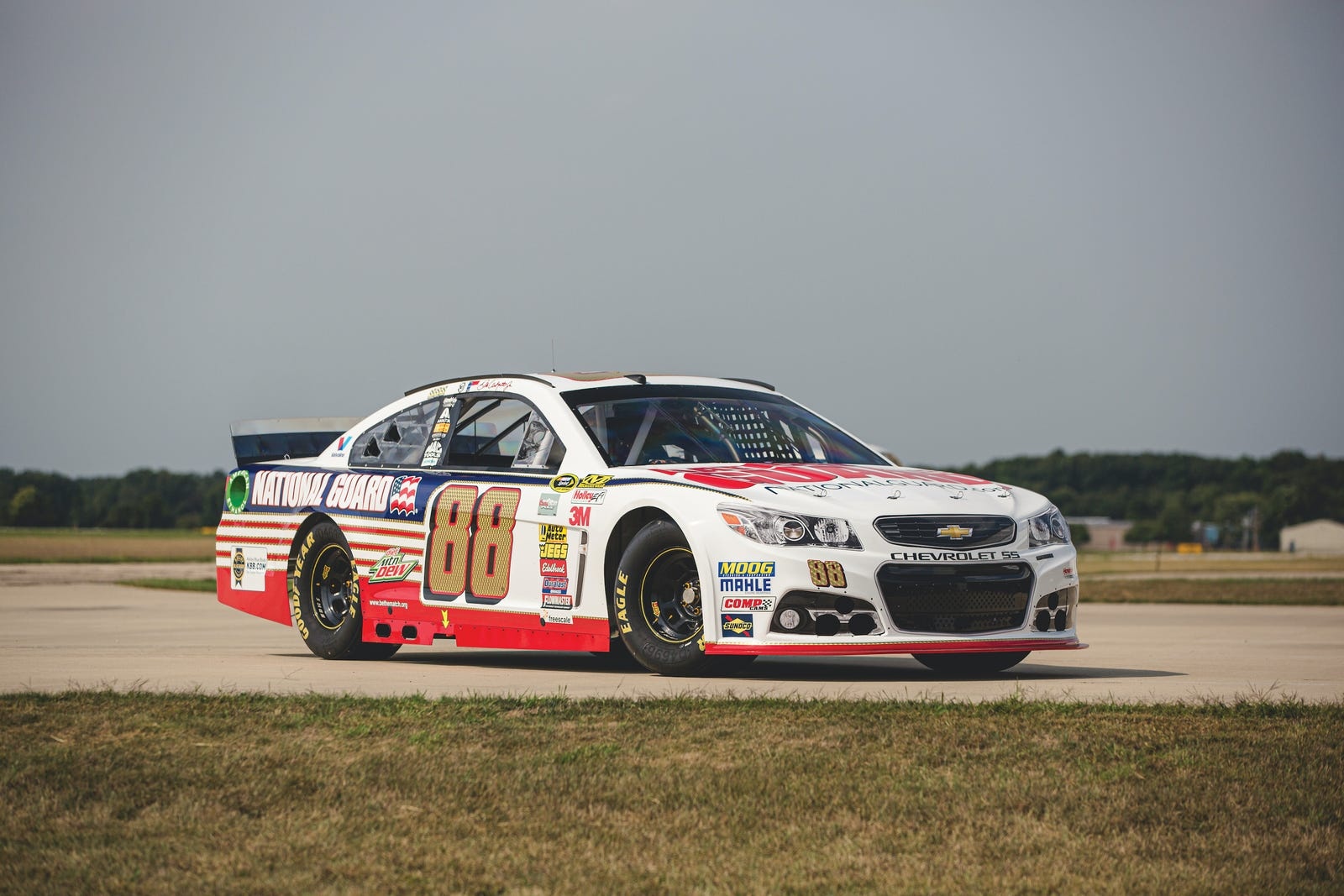 Bo suu tap 240 xe sang duoc dau gia anh 19