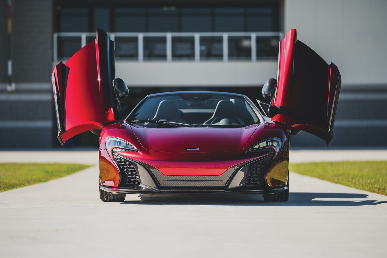 Bo suu tap 240 xe sang duoc dau gia anh 5