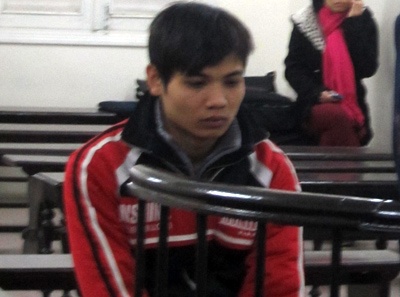 Dot nhap truong dai hoc trom iPhone, laptop hinh anh