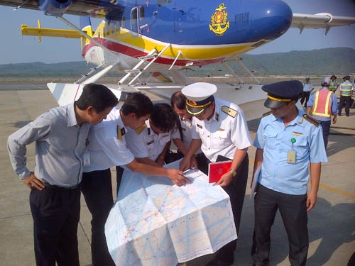 Hop bao 2 lan/ngay de thong tin tim kiem may bay mat tich hinh anh