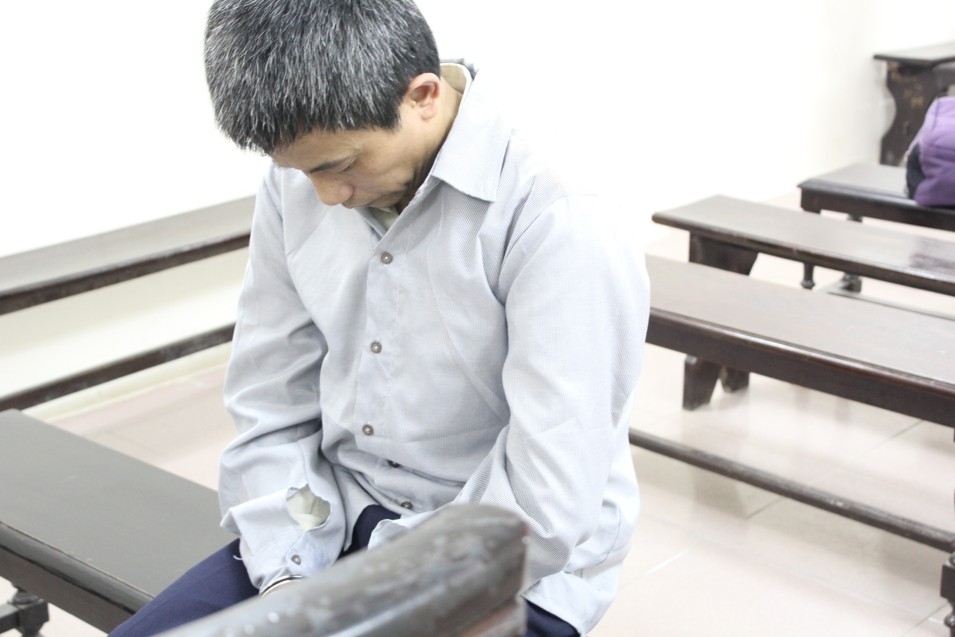 Giat sung khi di danh bac hinh anh