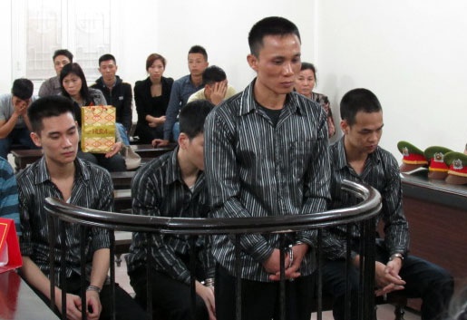 Các bị cáo tại phiên tòa. Ảnh: Đỗ Mến.