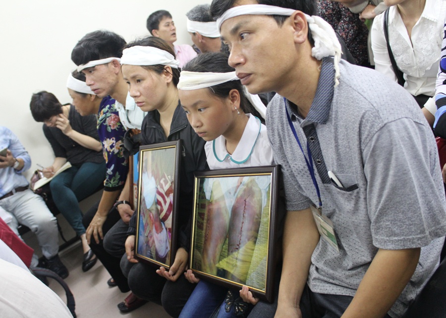 Tra ho so vu 4 cong an xa danh chet nguoi hinh anh