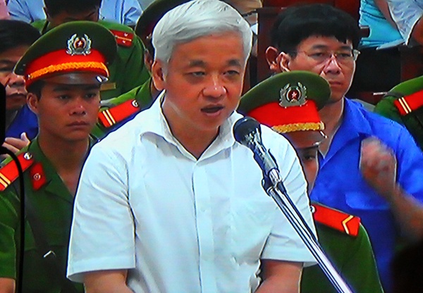 Bau Kien bi de nghi 30 nam tu hinh anh