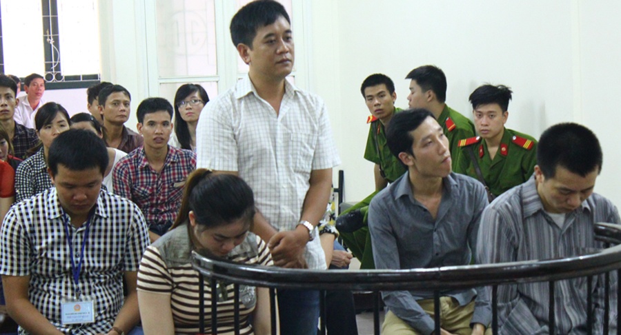 Manh kiem loi cua 'ma mi' cung ong chu web mai dam hinh anh