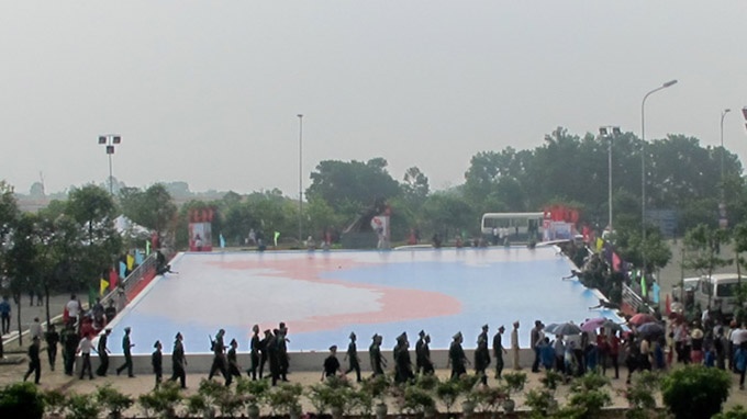 Ban do Viet Nam rong gan 700 m2 hinh anh