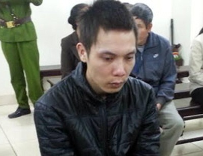 Me de xin giam an cho dua con giet minh hinh anh