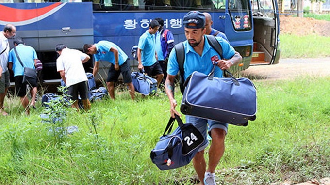 Clip vu dan xep ty so: Doi bong Dong Nai di 19, ve 13 hinh anh