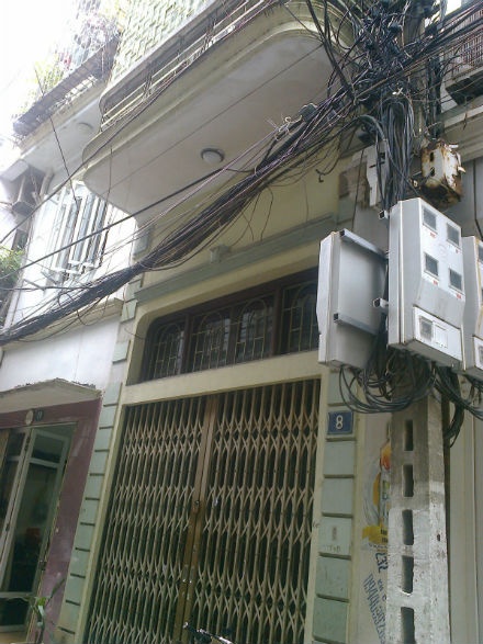 Ngôi nhà nạn nhân thường xuyên khóa cửa