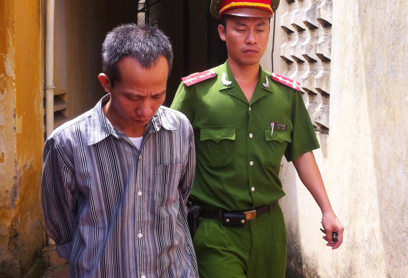 Goa phu khoc nuc no khi ke pham toi duoc giam an hinh anh