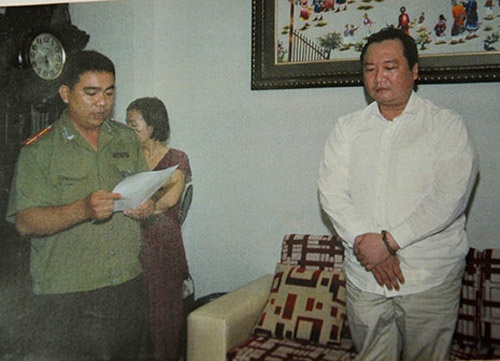 Lua co kho bau 548 ty USD, chiem doat 4,65 ty dong hinh anh