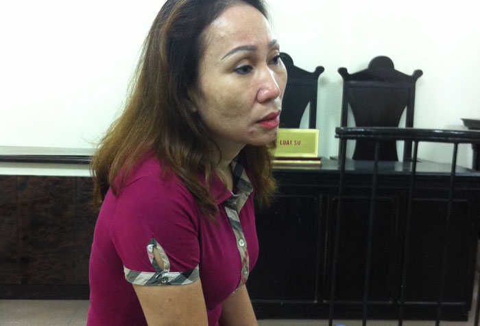 Vua ‘tam su’ voi khach Tay vua trom iPhone, iPad hinh anh