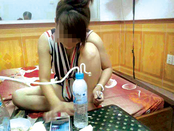 Song cung 'ngao da': Toi pham ngay ben canh minh (ky 2) hinh anh