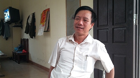 Ông Nguyễn Hồng Thắng, Phó Trưởng công an xã Tam Sơn  trao đổi với phóng viên.