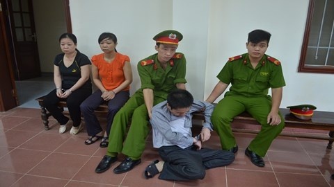 Trum ma tuy vo 'cam khau' de tron tranh bi xet xu hinh anh