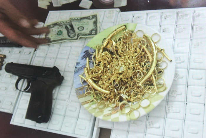 Tang vật vụ án được thu hồi. Ảnh: Đỗ Mến.