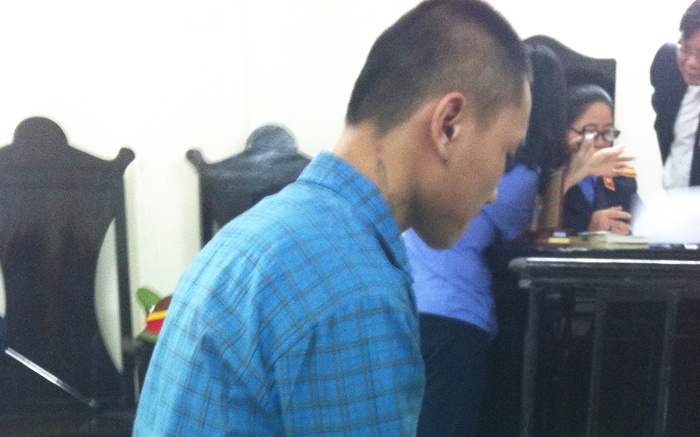 Giet ban trong con ngao da hinh anh