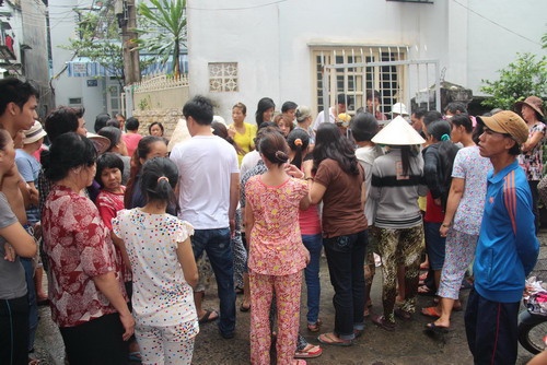Chong treo co tu tu, vo 'ho' mang xac tra cho nguoi than hinh anh