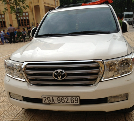 Tang Kaengnam va nhung chiec xe bac ty giau ma tuy hinh anh