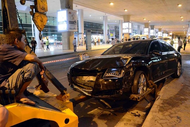 Chu xe vu Audi 'dai nao' san bay chiu trach nhiem the nao? hinh anh