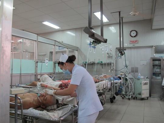 Pho cong an xa te lau, chan thuong so nao hinh anh