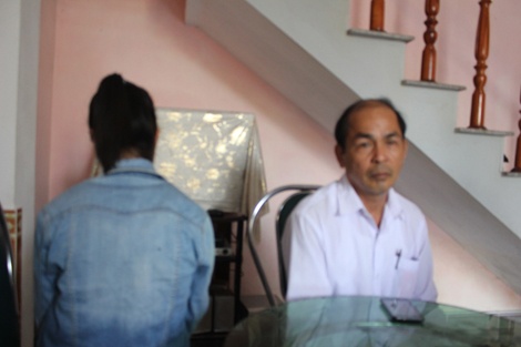 Thieu nu hoang mang vi ban trai 'tang' qua yeu bang xang hinh anh