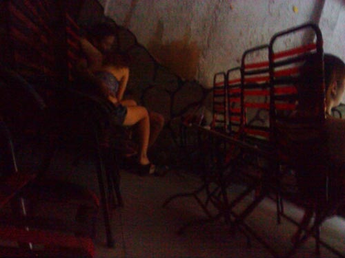 Mo cong ty de hoat dong dich vu 'ca phe sung suong' hinh anh