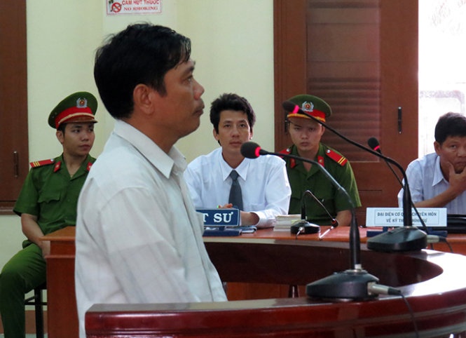 Bị cáo Lê Đức Hoàn xin được giảm nhẹ hình phạt.