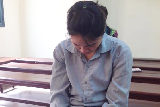 Nu bi cao khai pham toi vi bi ban trai lua tien hinh anh