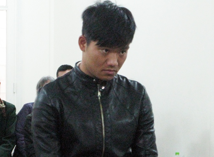 Giat dao, kiem de tra thu cho ban gai hinh anh
